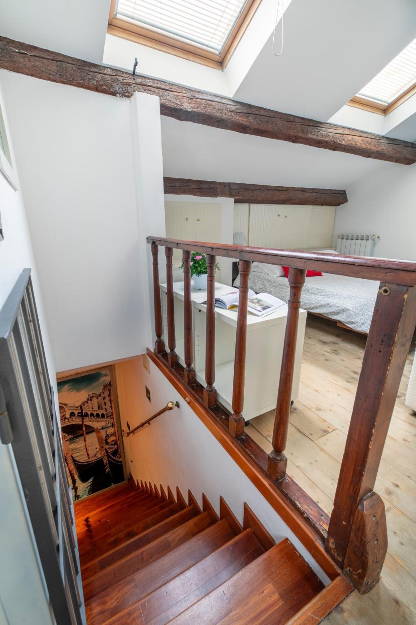 Nice Lovely Attic For 4 Person With Wifi - A/C Veneţia Exterior foto