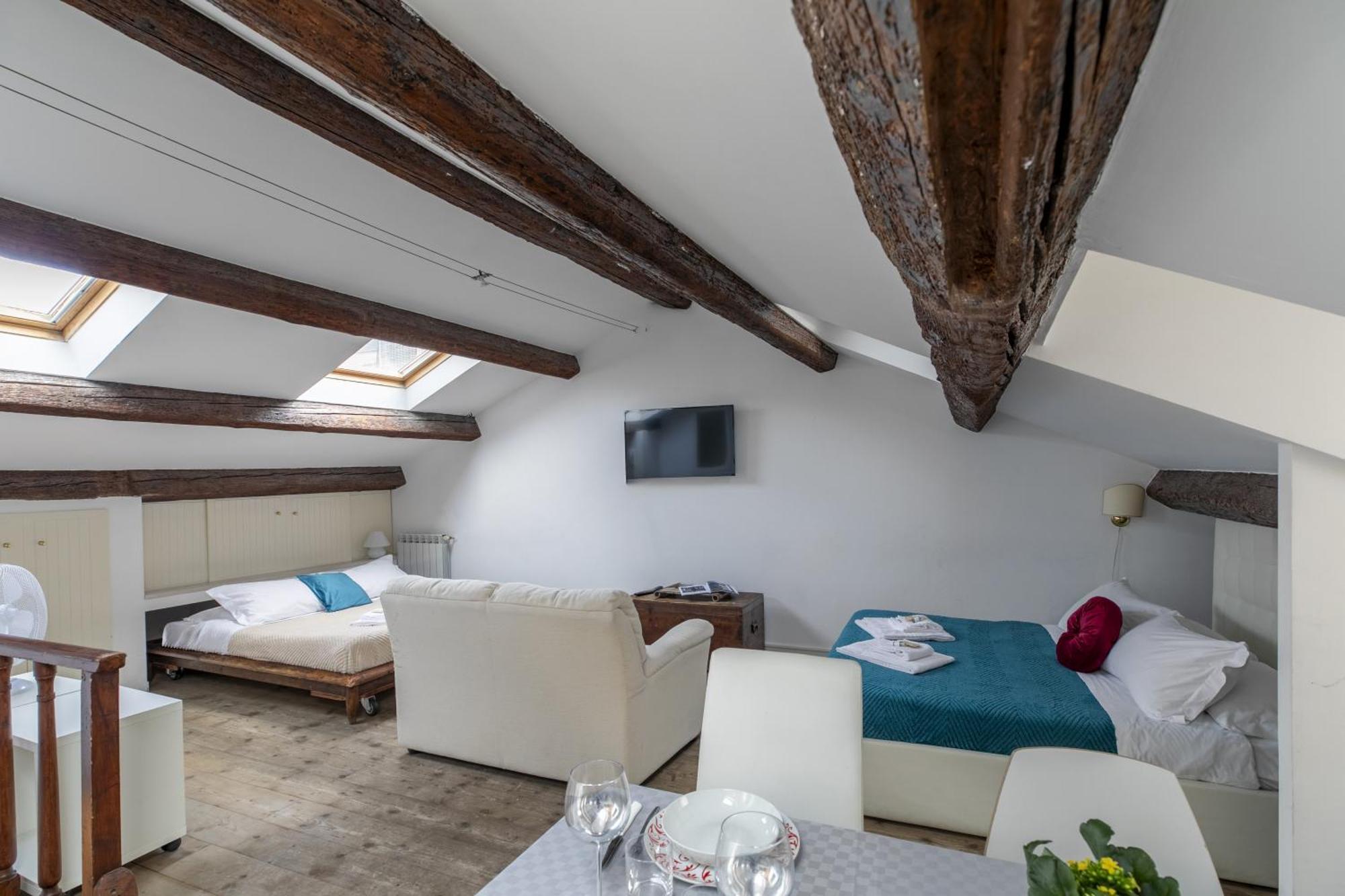 Nice Lovely Attic For 4 Person With Wifi - A/C Veneţia Exterior foto