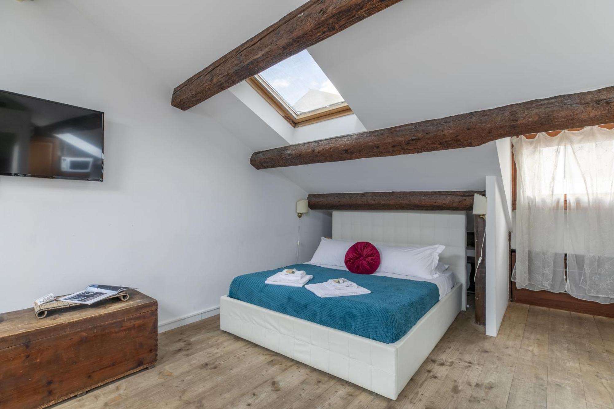 Nice Lovely Attic For 4 Person With Wifi - A/C Veneţia Exterior foto