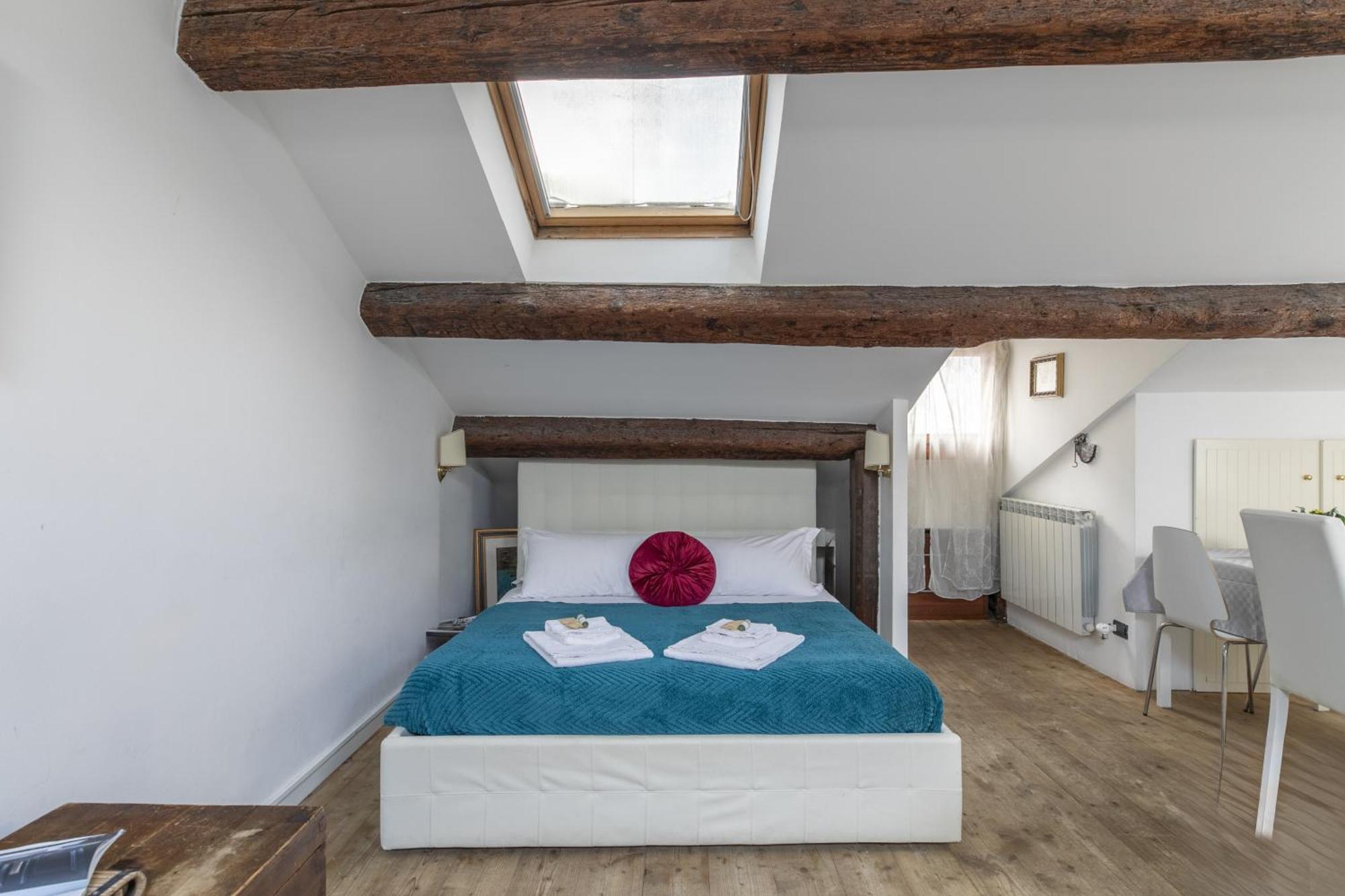 Nice Lovely Attic For 4 Person With Wifi - A/C Veneţia Exterior foto