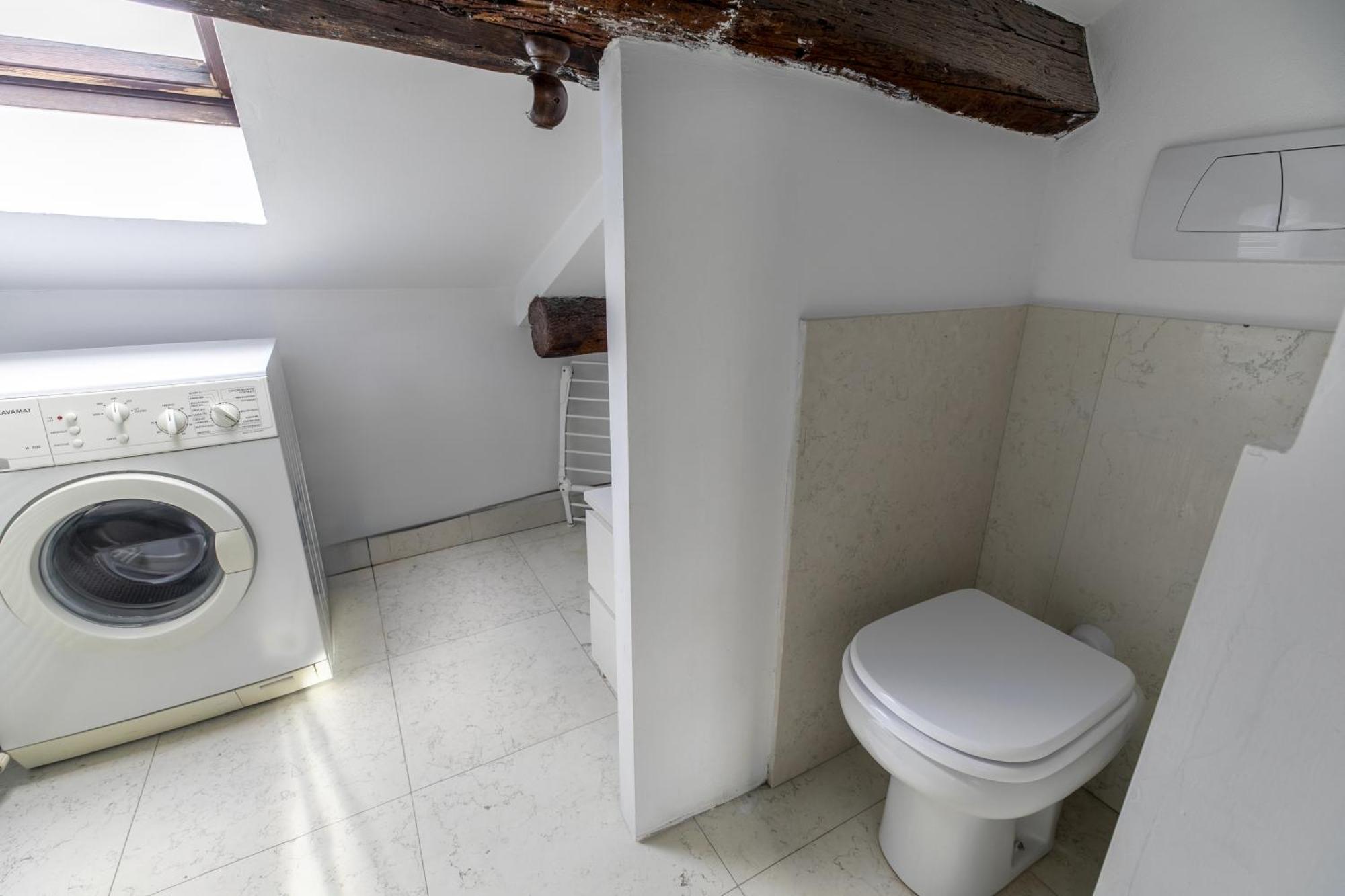 Nice Lovely Attic For 4 Person With Wifi - A/C Veneţia Exterior foto