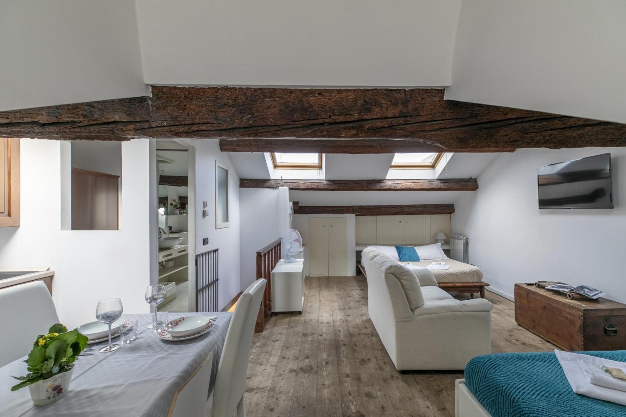 Nice Lovely Attic For 4 Person With Wifi - A/C Veneţia Exterior foto