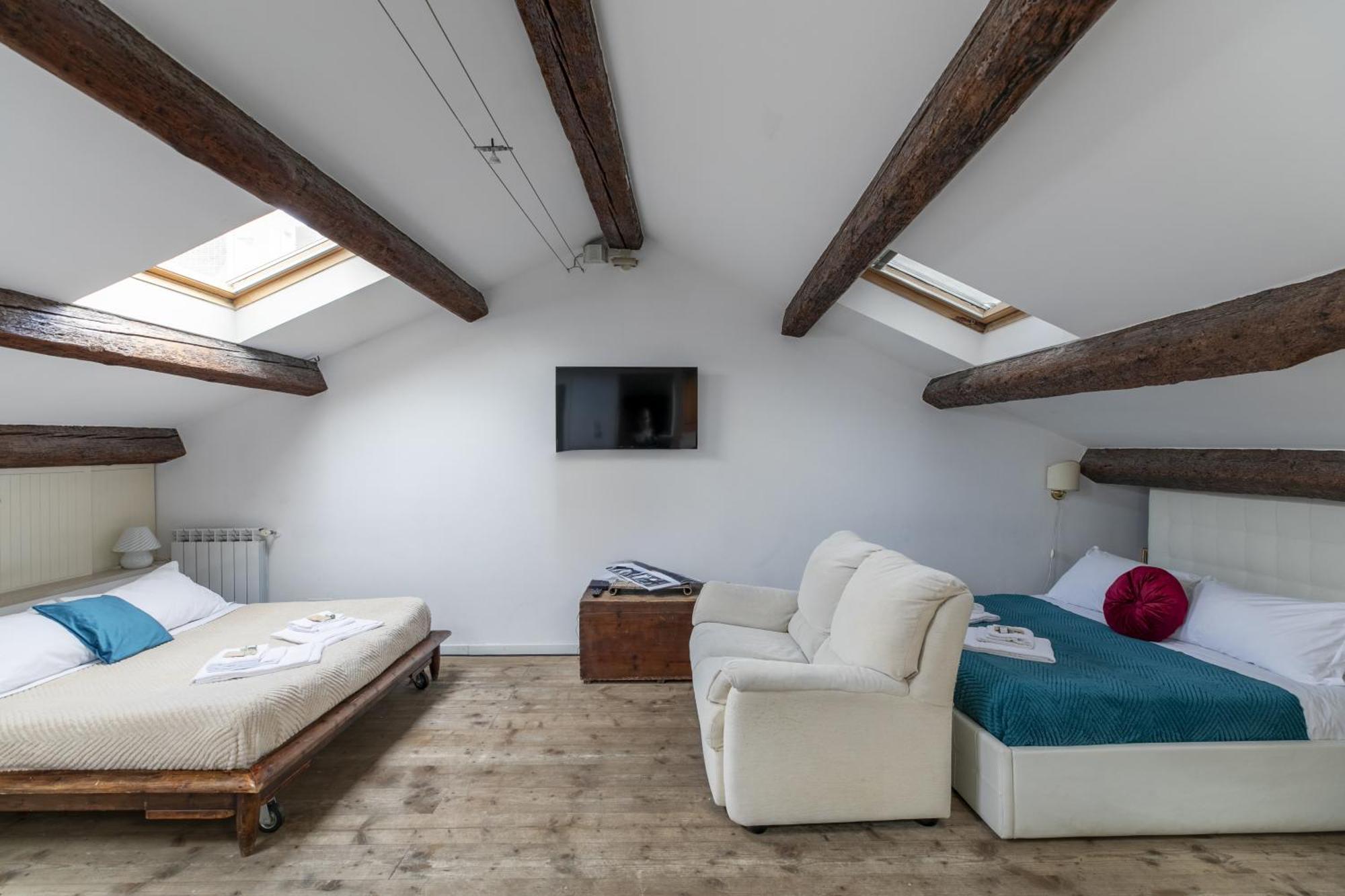 Nice Lovely Attic For 4 Person With Wifi - A/C Veneţia Exterior foto